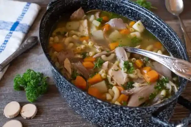 شوربة دجاج